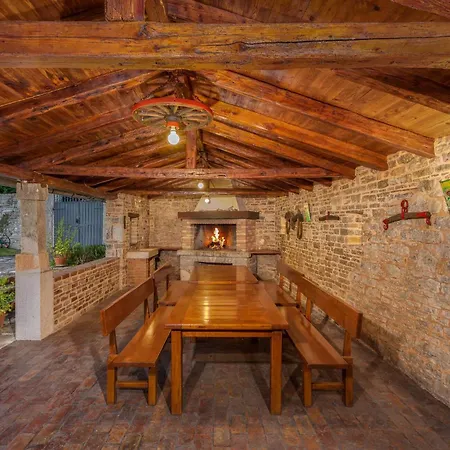 בית נופש Awesome In With Kitchen