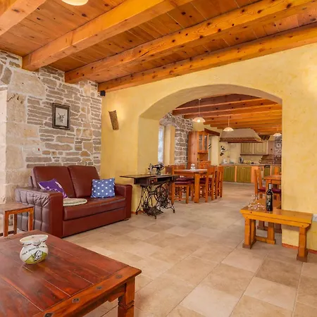 Holiday home Awesome In With Kitchen *
