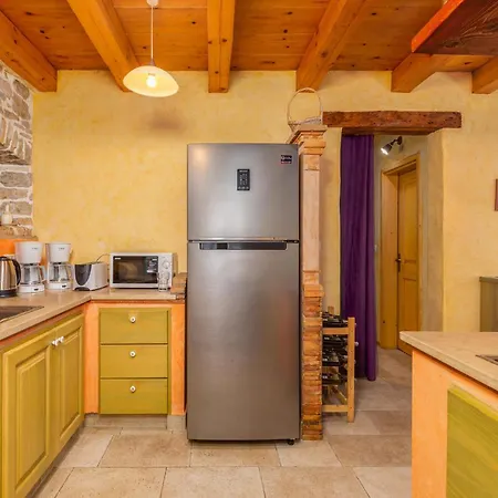 Holiday home Awesome In With Kitchen *